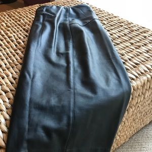 Ladies Faux Leather Skirt